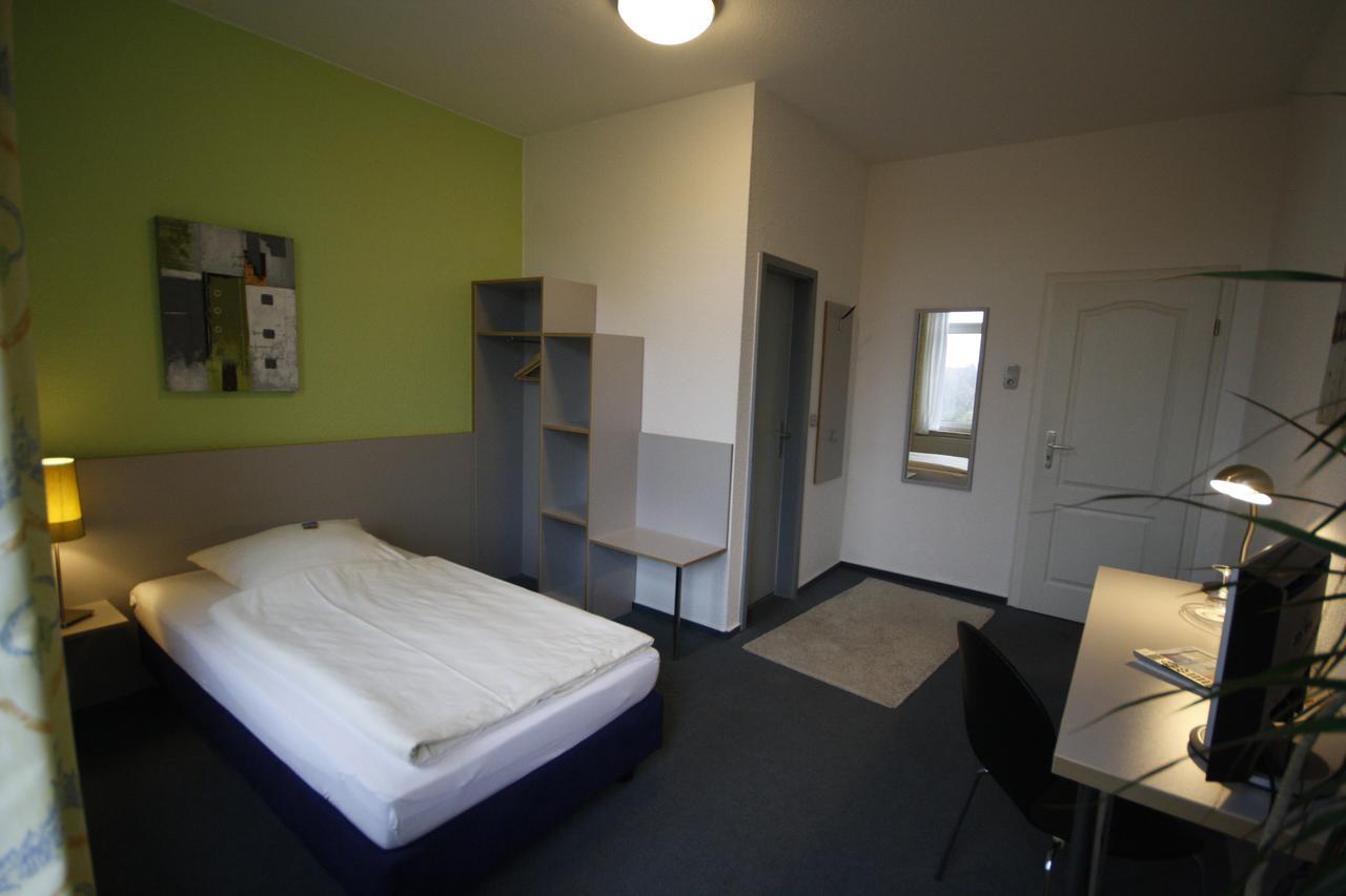 Hotel-Gaststatte Mutter Buermann Hemmingen  Exterior photo